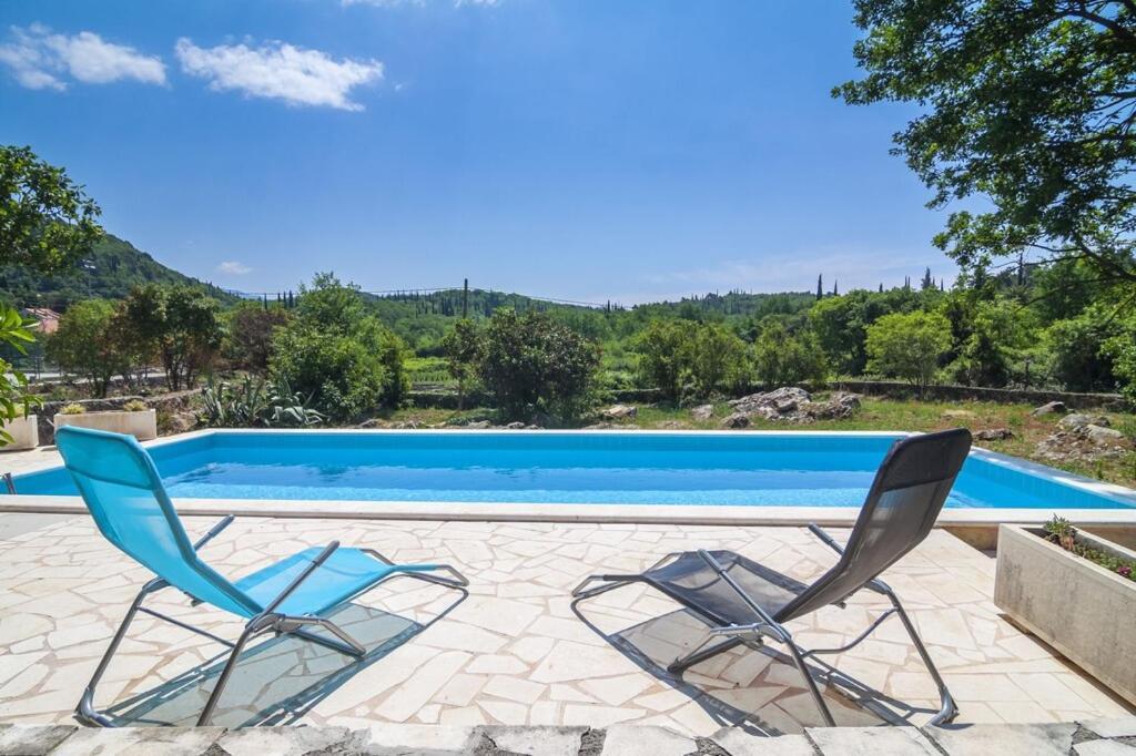 Villa Lucivana For Deep Rest & Brief Remote Work Gruda المظهر الخارجي الصورة